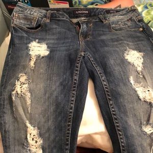 Vigoss distressed skinny jeans